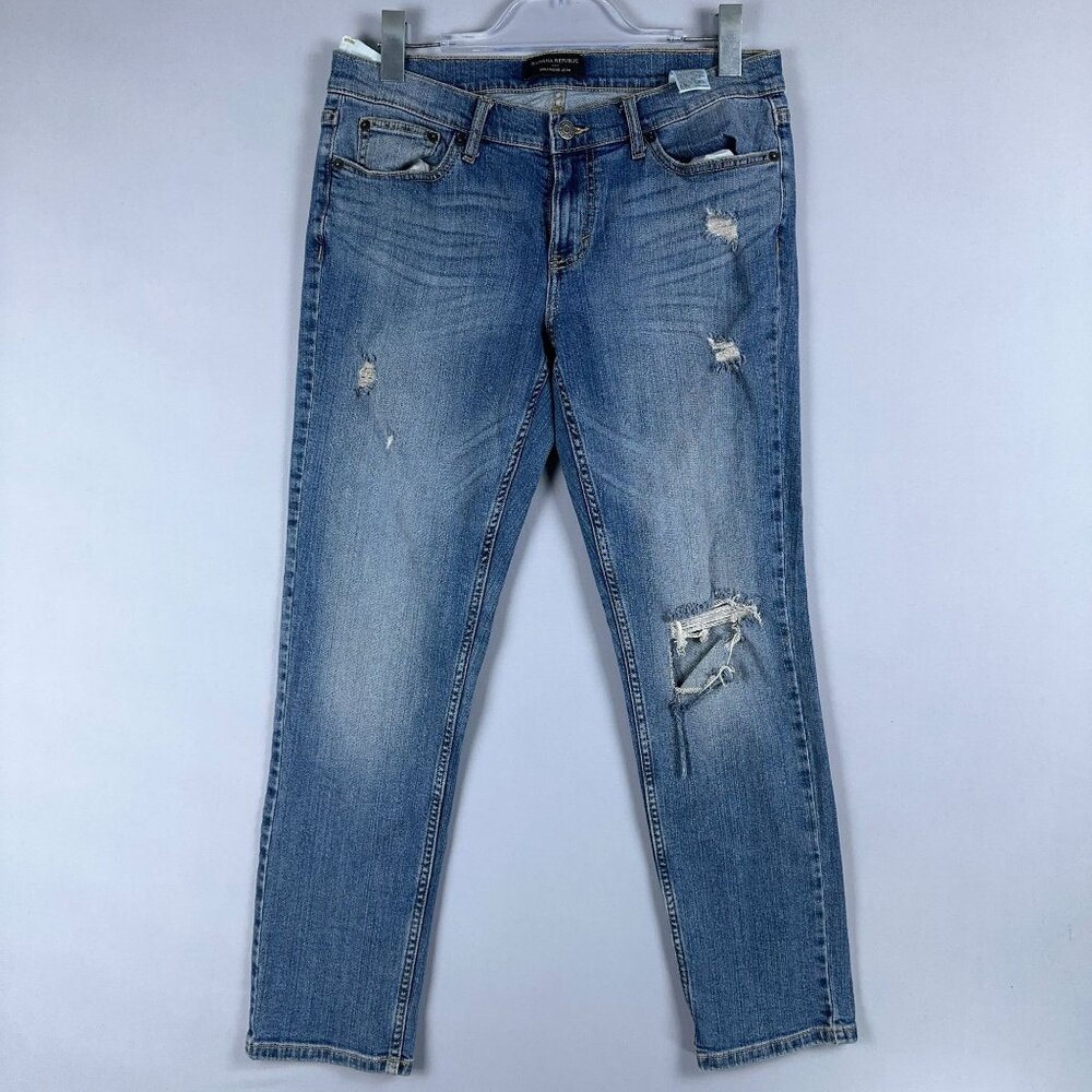 Banana Republic Girlfriend Jeans Womens Size 32W Distreesed Mid Rise Blue